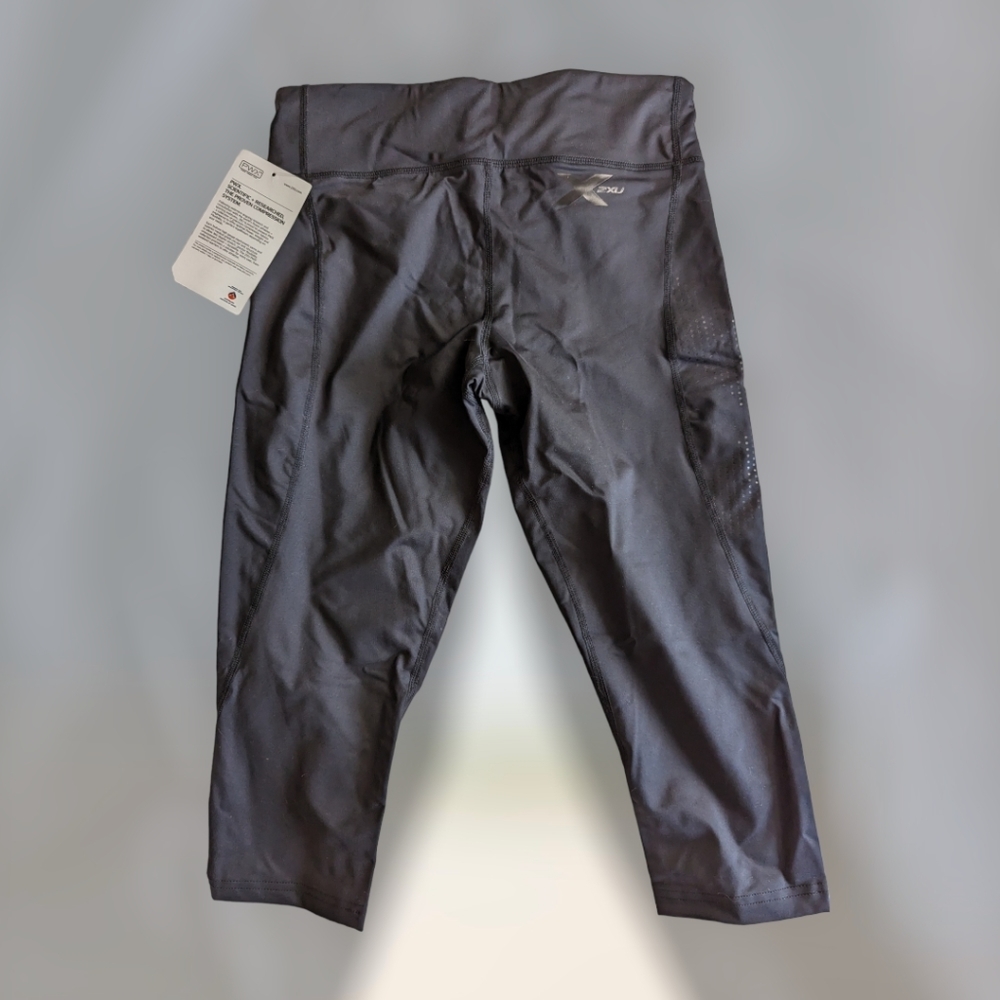 2xu Light Speed Mid-Rise Compression 3/4 Tights - Picture 2 of 5